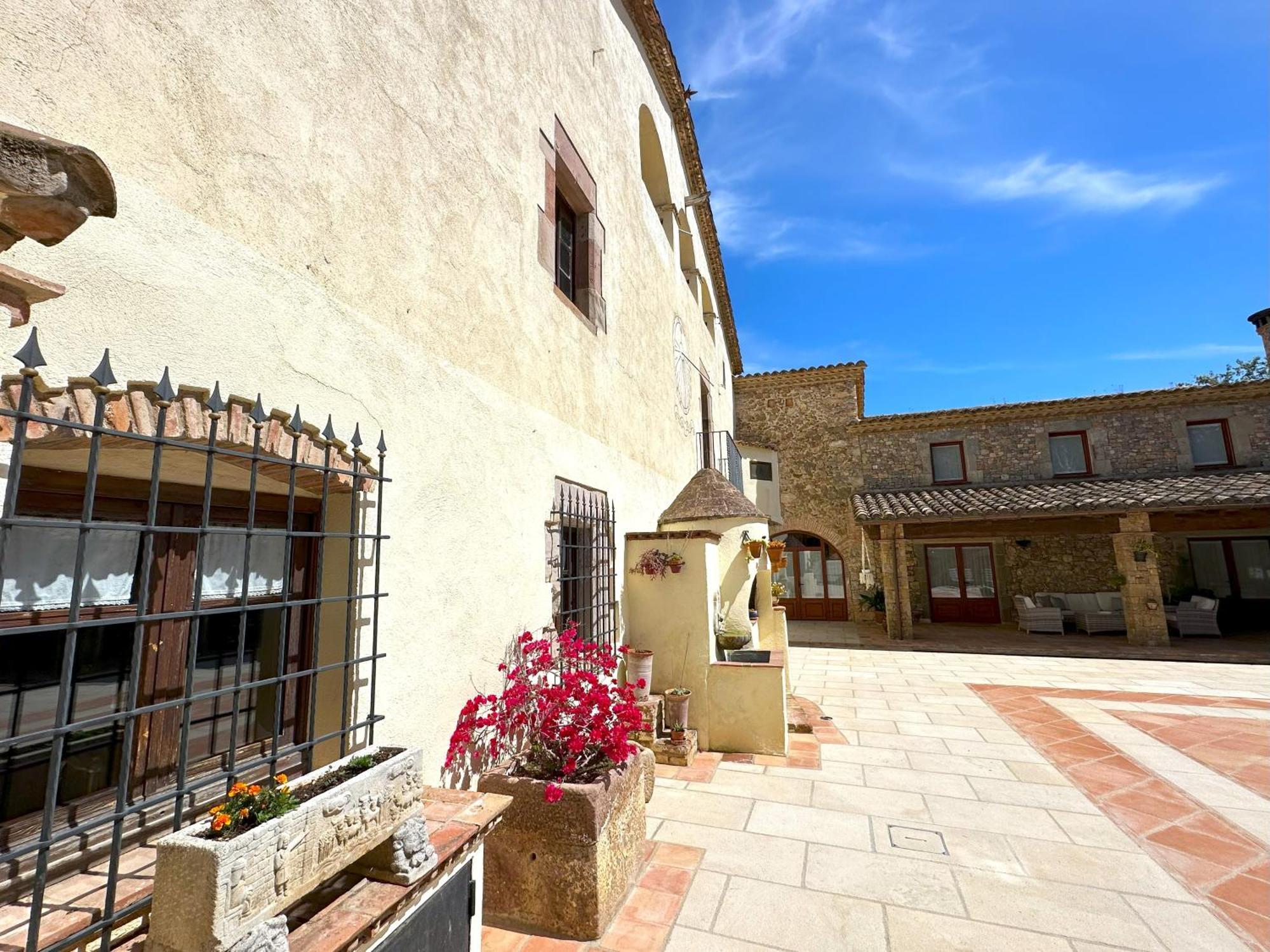 Masia Can Viver - Olive Oil Tourism B&B Бигес-и-Риельс Экстерьер фото