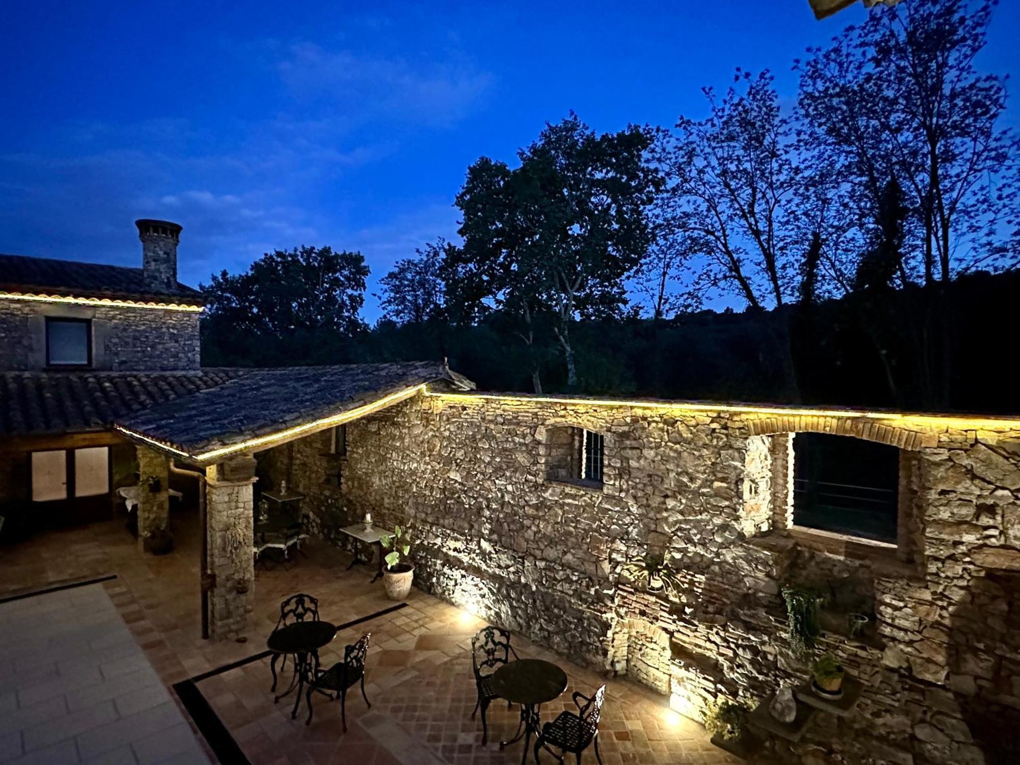 Masia Can Viver - Olive Oil Tourism B&B Бигес-и-Риельс Экстерьер фото
