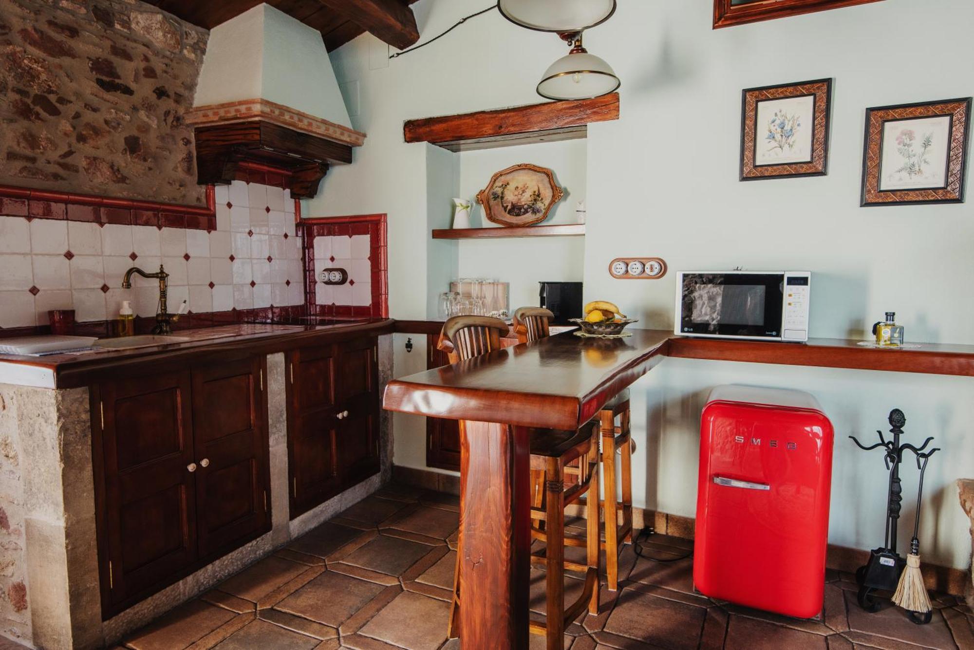 Masia Can Viver - Olive Oil Tourism B&B Бигес-и-Риельс Номер фото